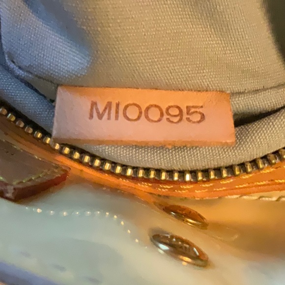 Louis Vuitton mini Vernis tote 100% authentic! - Picture 7 of 10